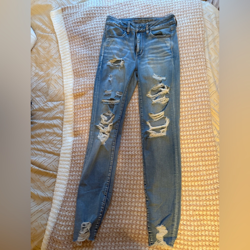 American Eagle Outfitters Light Blue Ripped Skinny Jeans